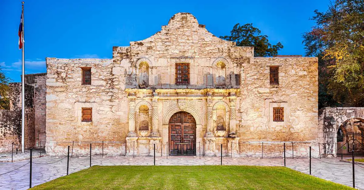 Is San Antonio Worth Visiting?