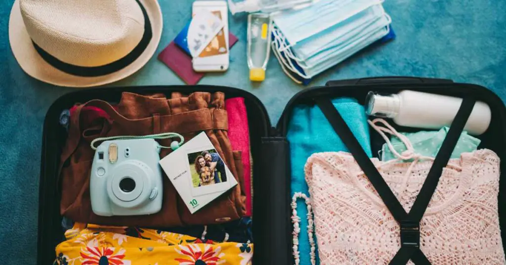 How Many Days Before Vacation Should You Start Packing